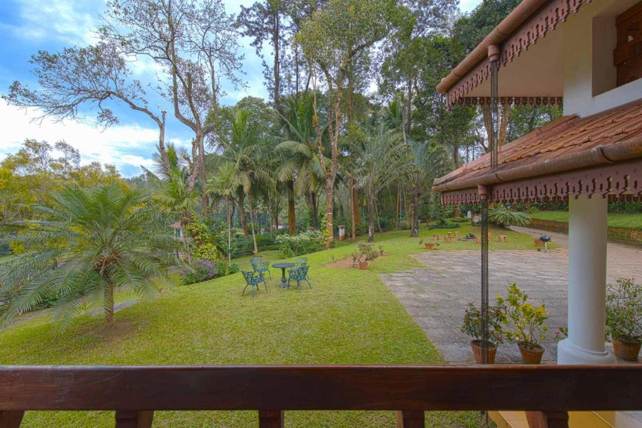 Crystal Homestay By Veo - Part Of Stayvista Madikeri Exterior foto