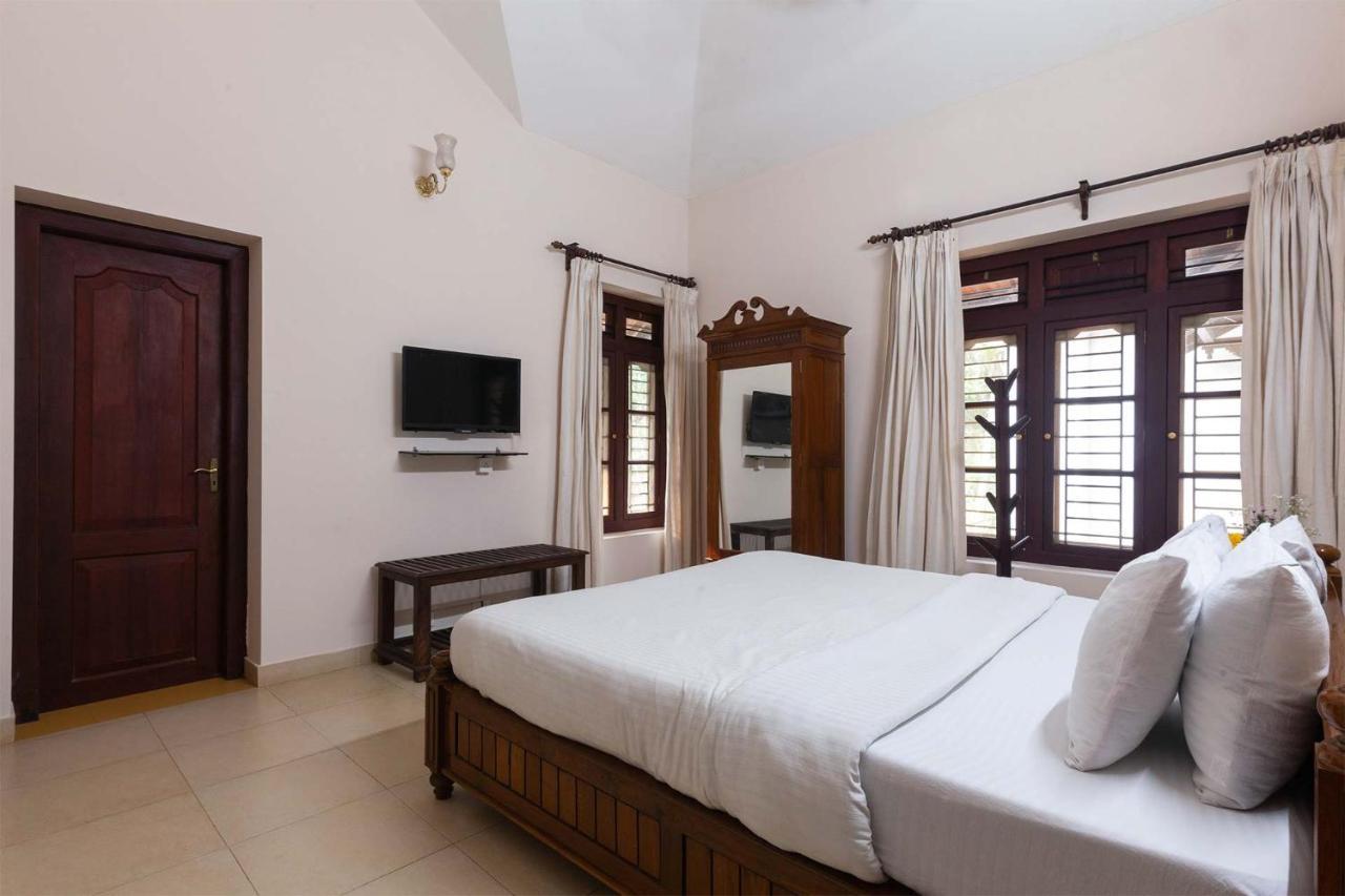 Crystal Homestay By Veo - Part Of Stayvista Madikeri Exterior foto