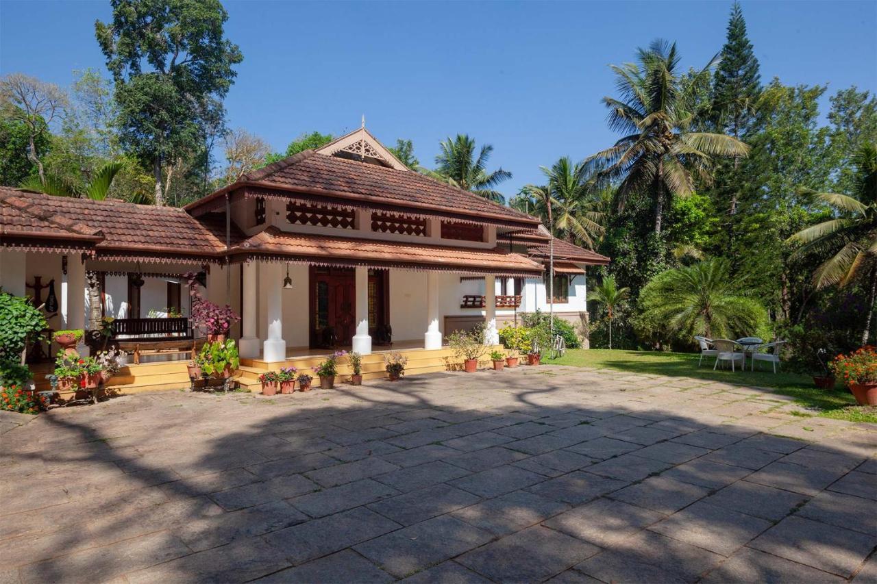 Crystal Homestay By Veo - Part Of Stayvista Madikeri Exterior foto